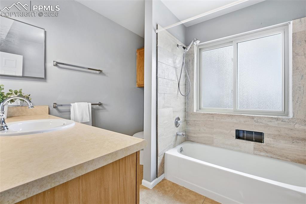 Image 14 of 30: ...and a full bath, providing comfort and ease of living.