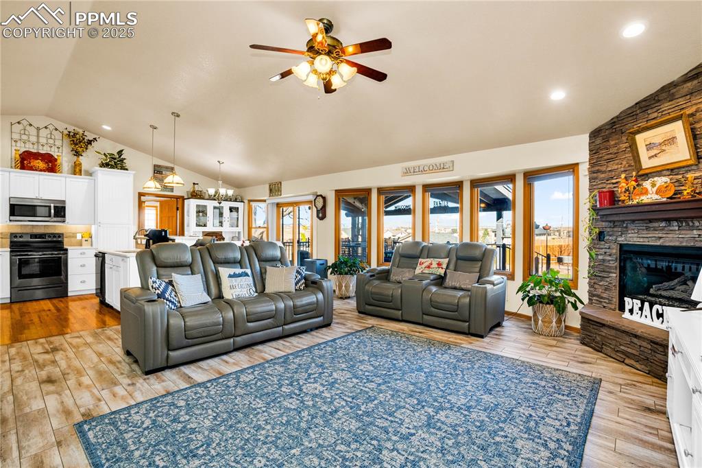 Image 3 of 49: Living Room