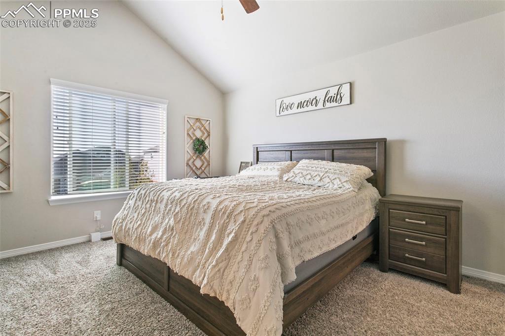Image 18 of 42: Bedroom