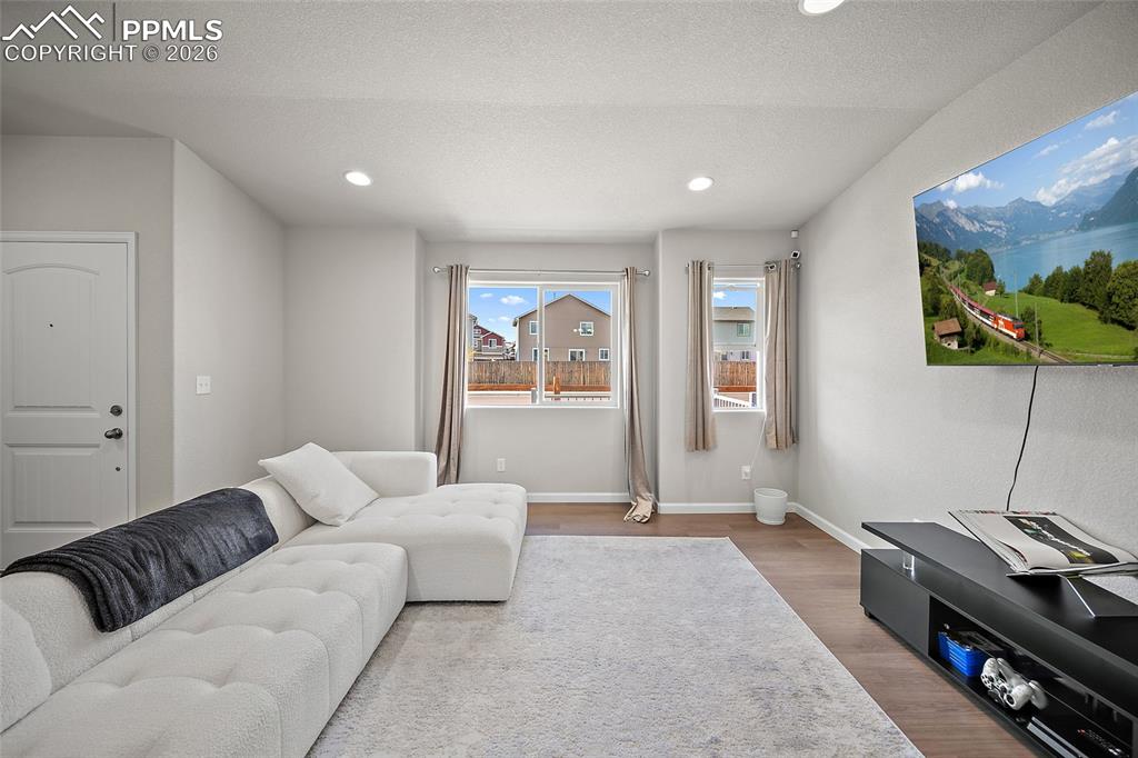 Image 3 of 22: Living Room