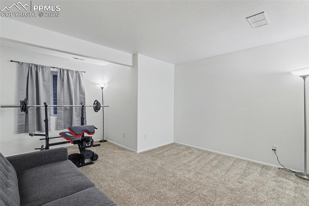 Image 22 of 35: Basement Rec. Room