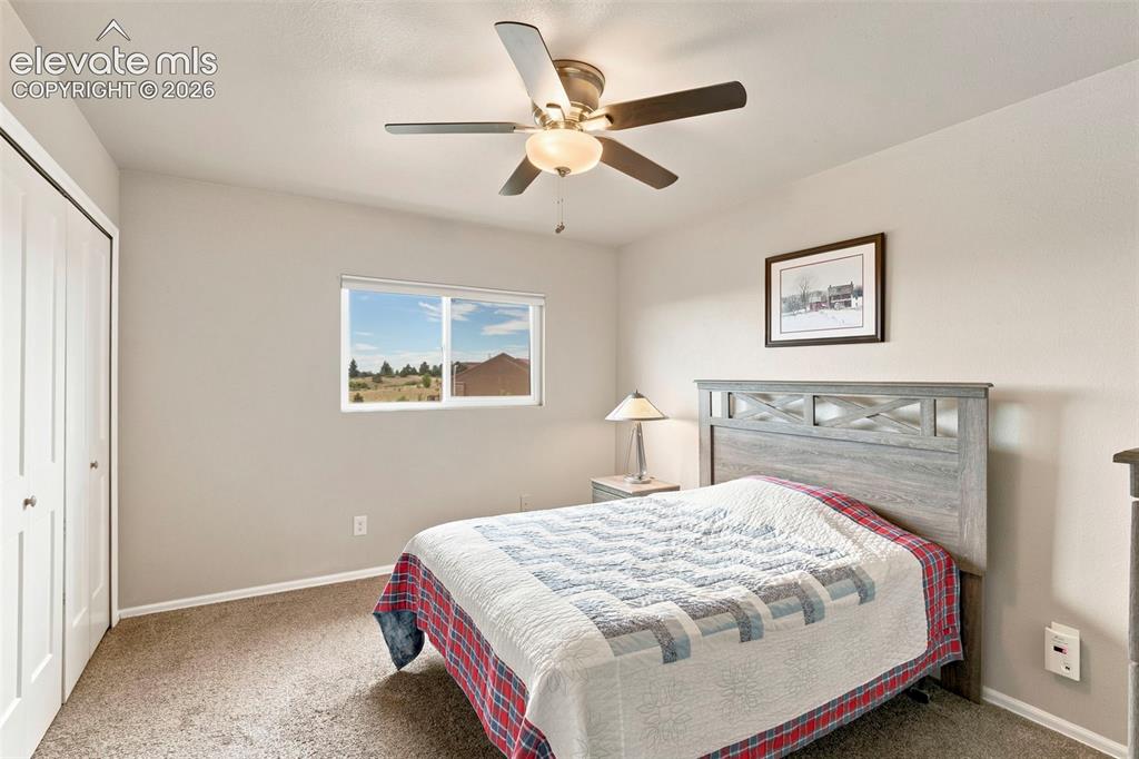 Image 13 of 27: Bedroom