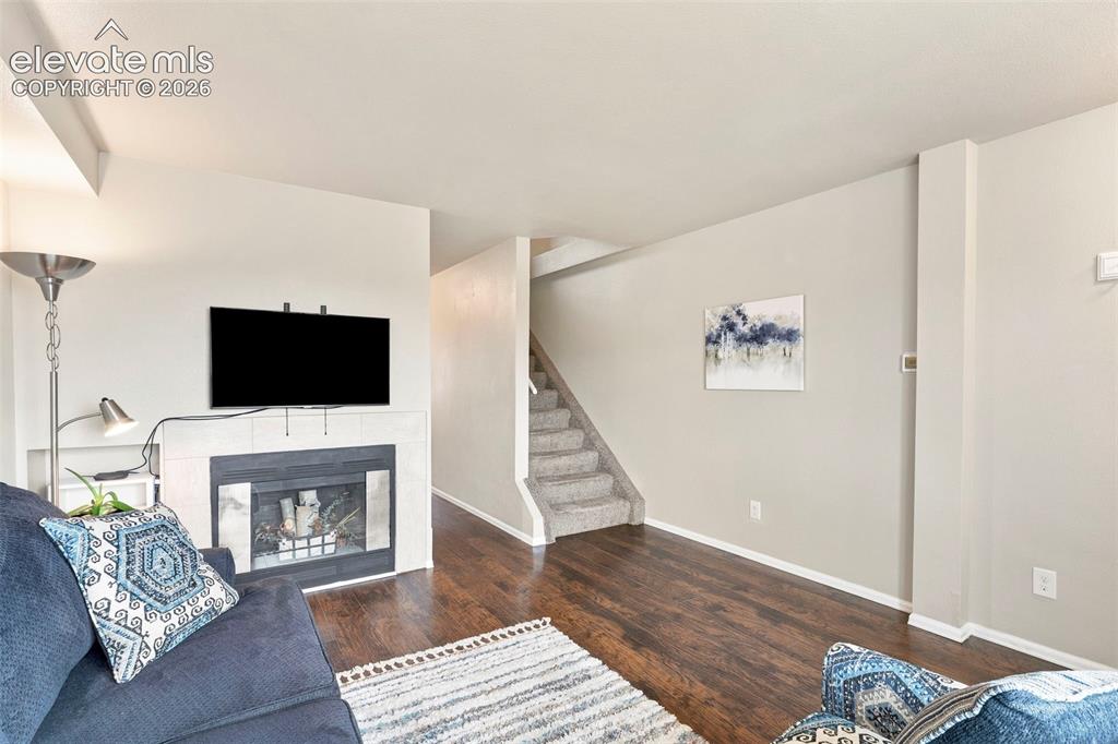 Image 6 of 27: Living Room