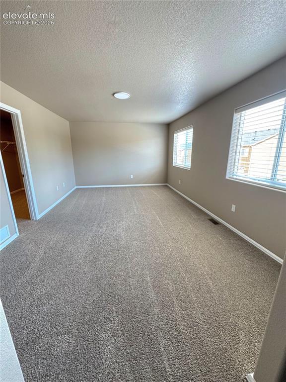 Image 13 of 26: Loft