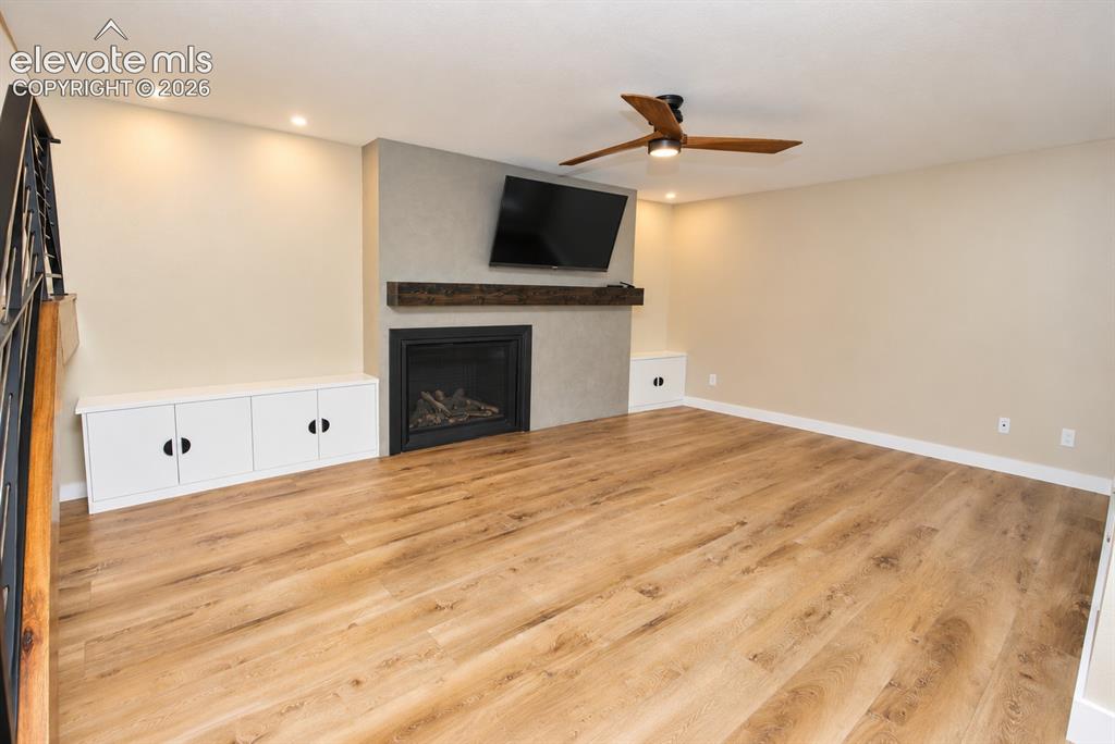 Image 7 of 38: Living Room