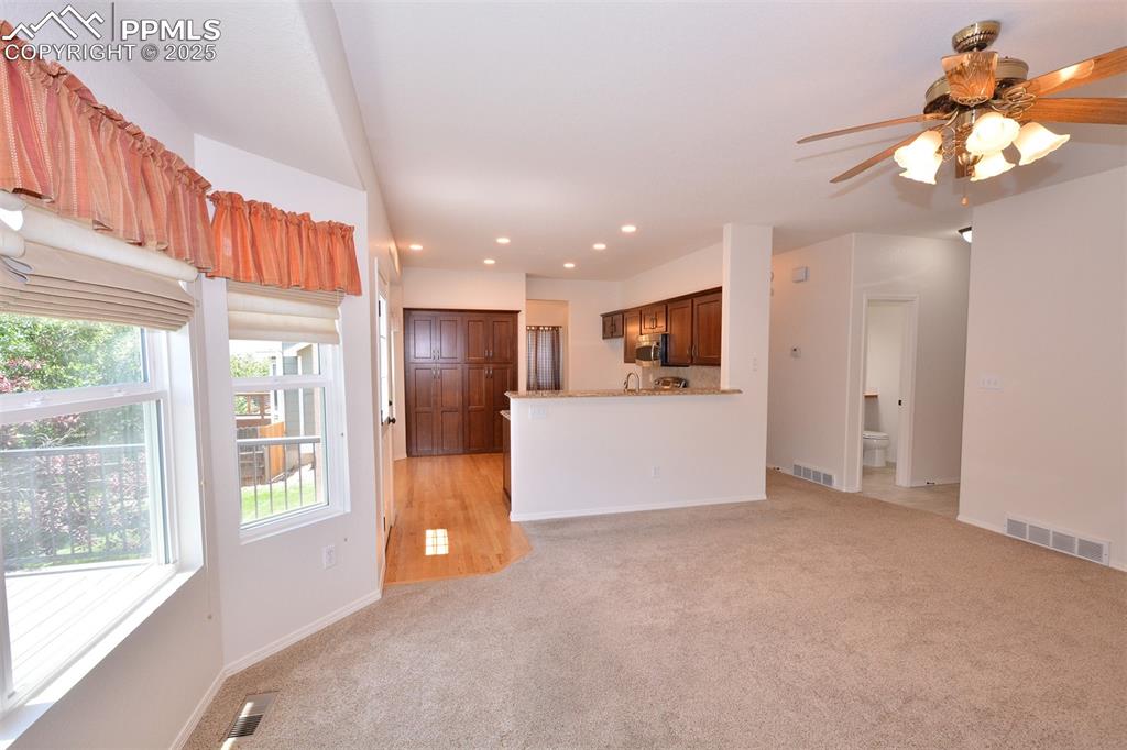 Image 19 of 43: Family Room