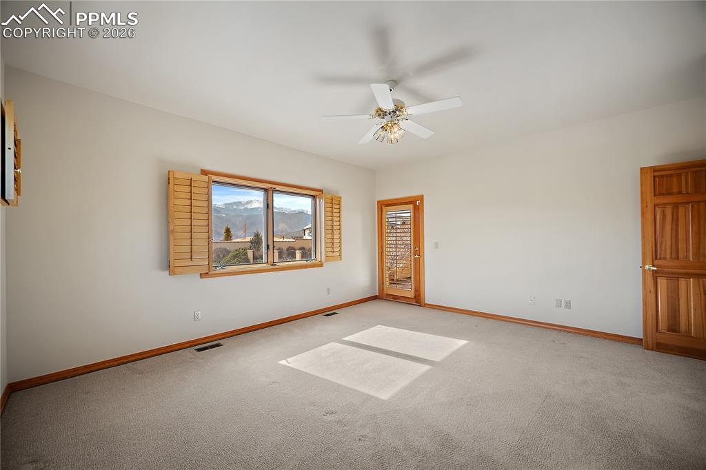 Image 15 of 44: Fabulous View of Pikes Peak