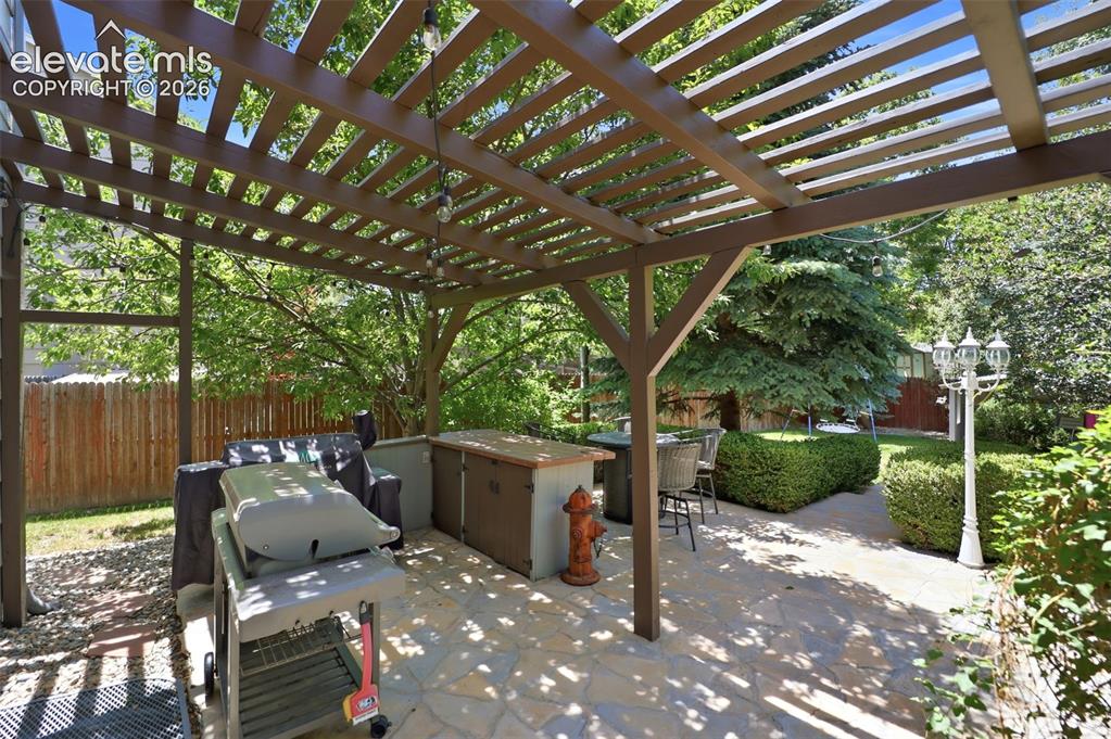 Image 44 of 50: Patio