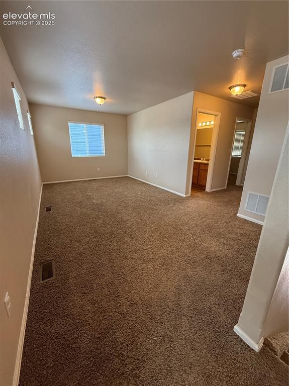 Image 14 of 34: Loft