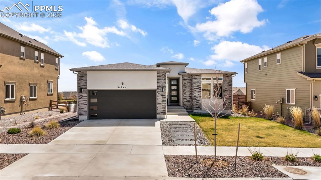 Image 2 of 50: Front of Structure