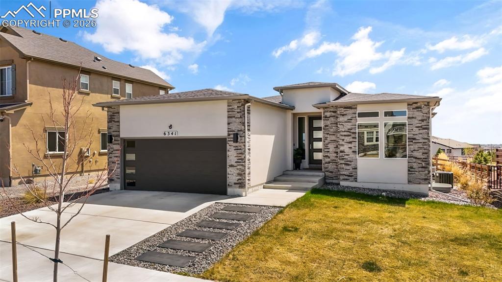 Image 3 of 50: Front of Structure