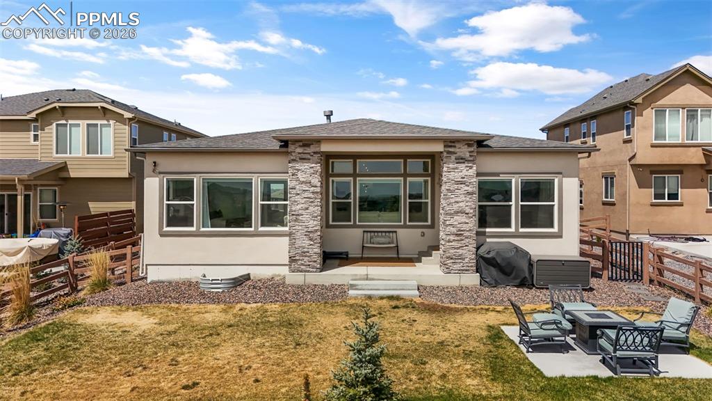 Image 45 of 50: Back of Structure