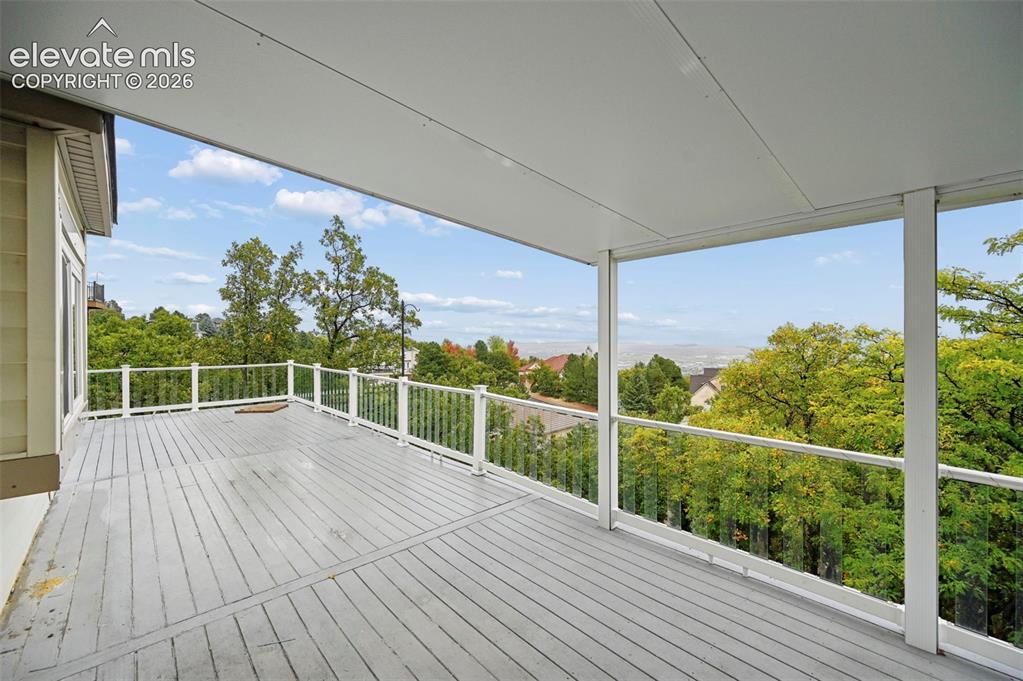 Image 42 of 45: Upper deck is partially covered 