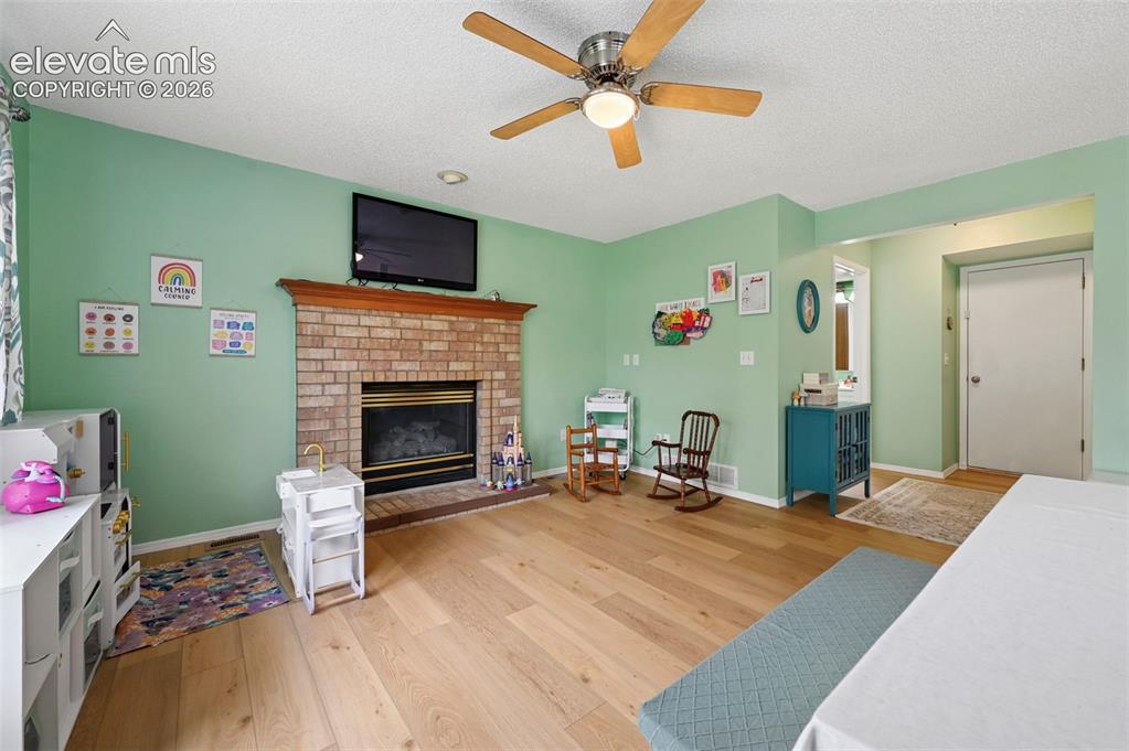 Image 15 of 43: Bedroom