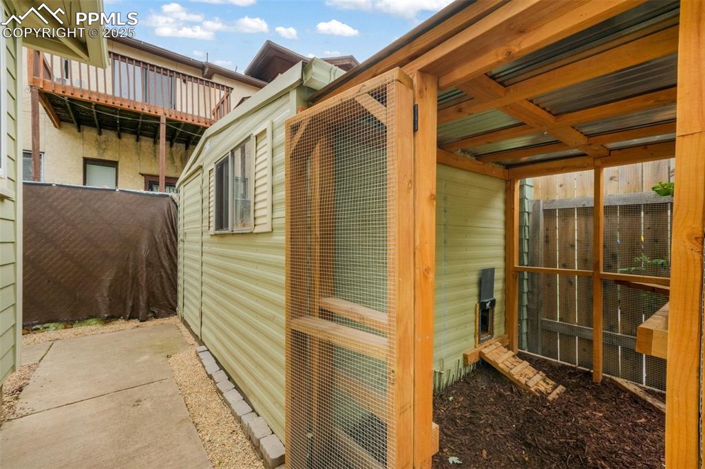 Image 42 of 50: Side of Structure