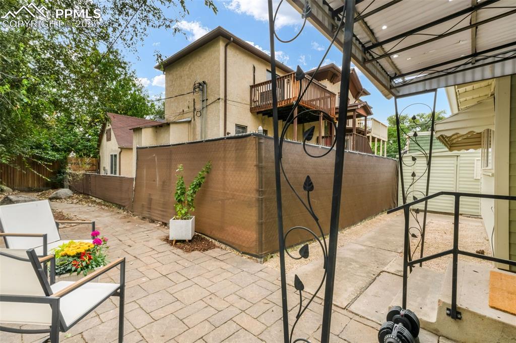 Image 45 of 50: Patio