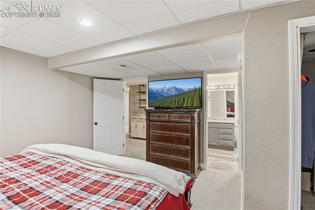 Image 21 of 42: Bedroom