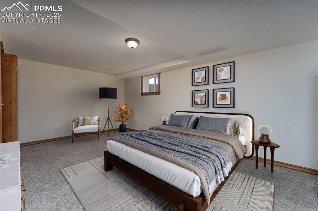 Image 20 of 42: Virtually Staged