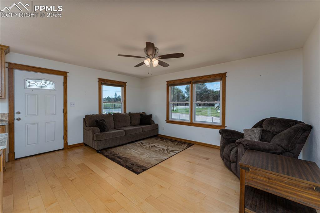 Image 4 of 42: Living Room