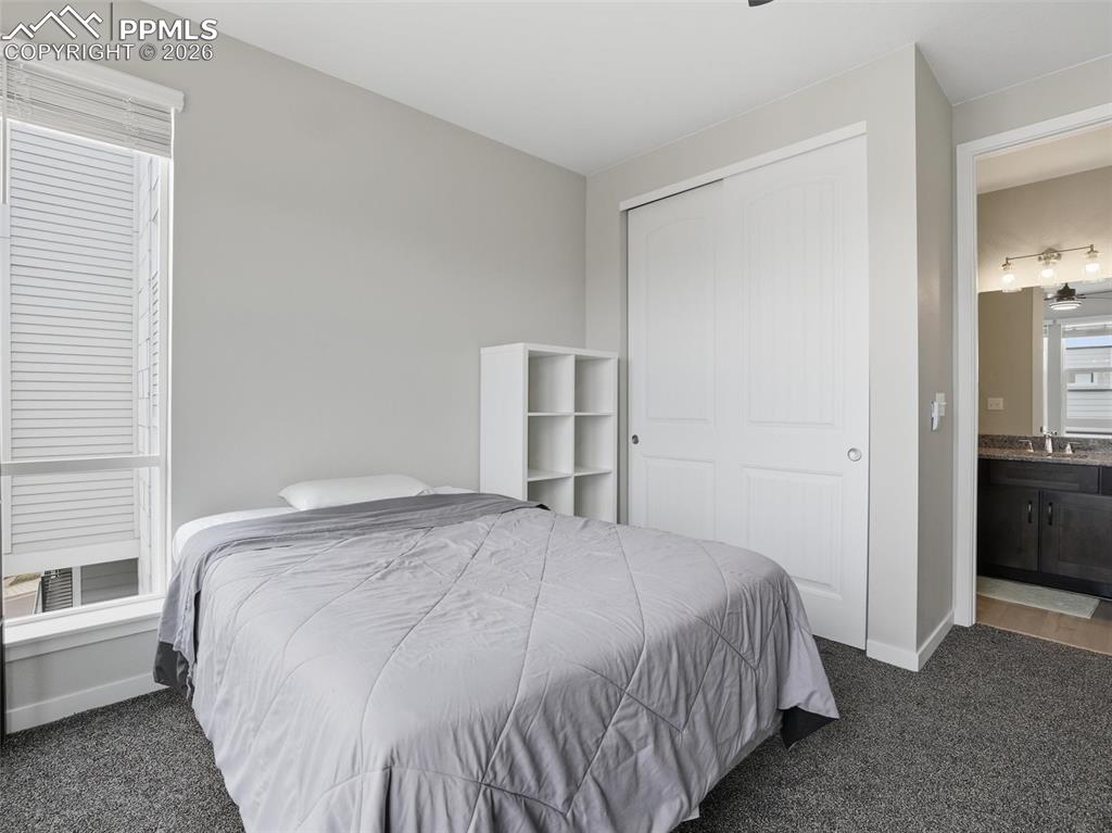 Image 20 of 33: Bedroom