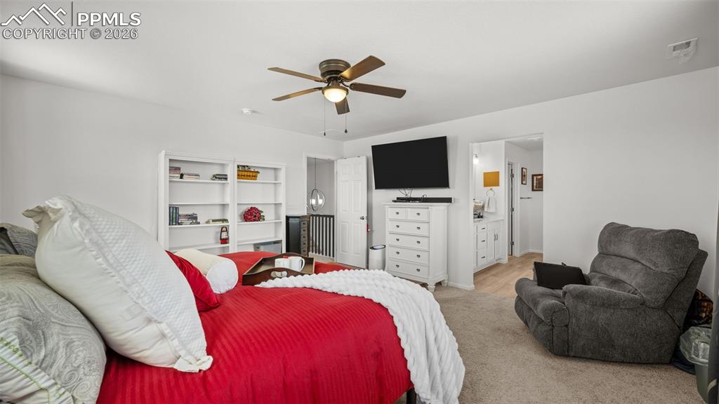 Image 20 of 46: Bedroom