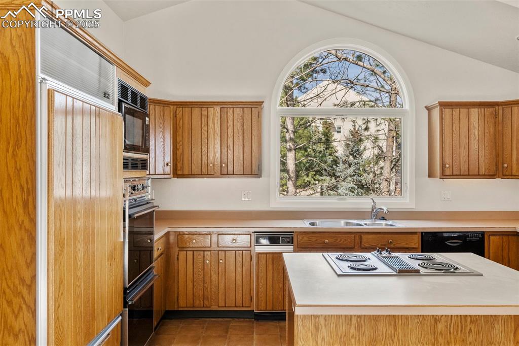 Image 12 of 48: No Description Available