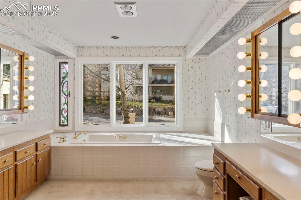 Image 22 of 48: No Description Available