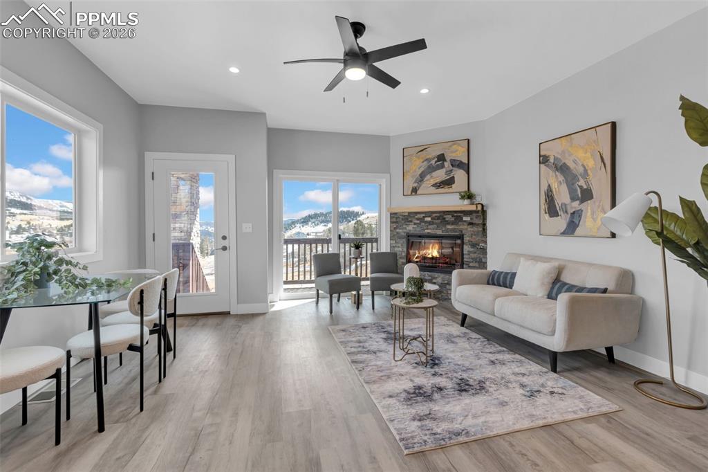 Image 6 of 22: Living Room