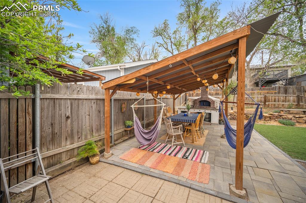 Image 29 of 48: Patio