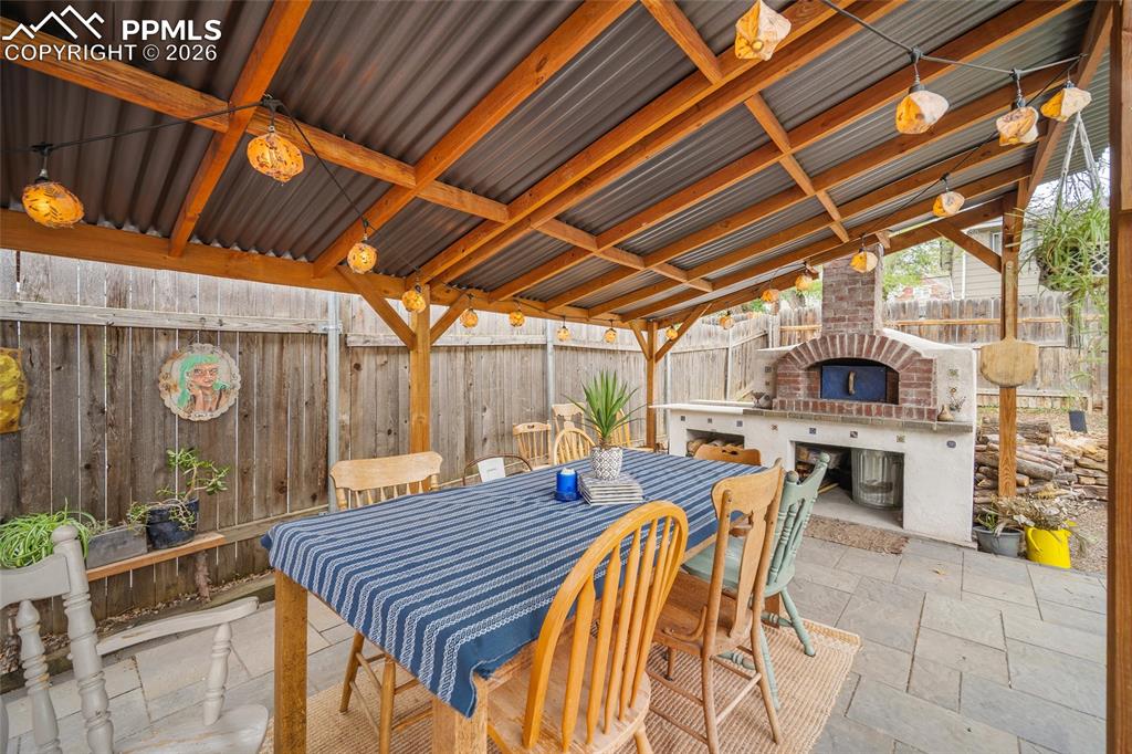 Image 32 of 48: Patio