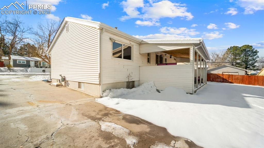 Image 25 of 35: Side of Structure