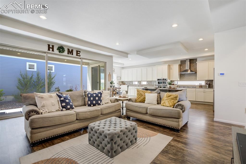 Image 9 of 46: Main level with an open concept, even to the backyard.