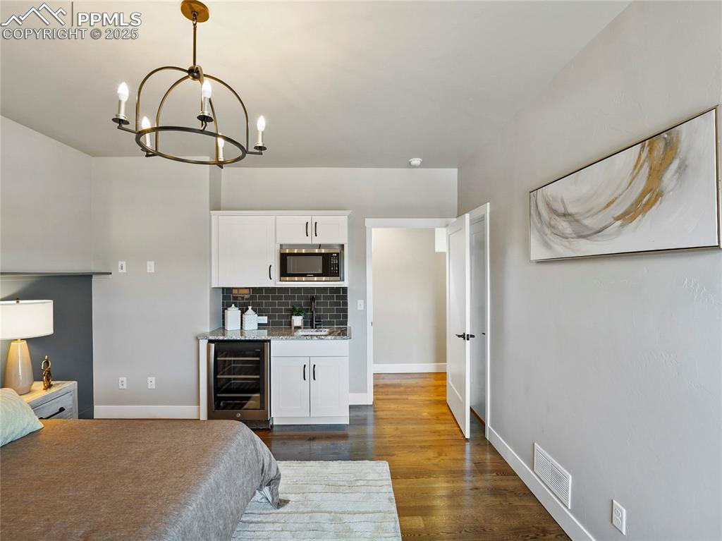 Image 28 of 49: Bedroom