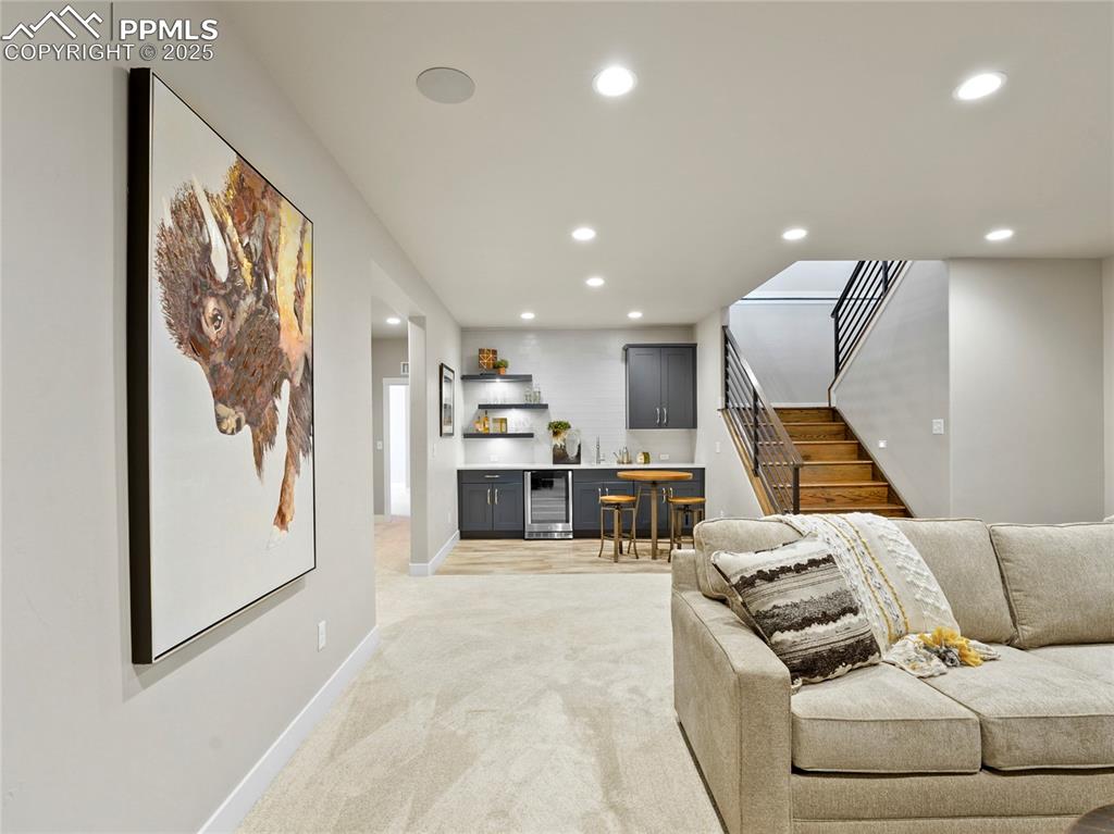 Image 37 of 49: Living Room