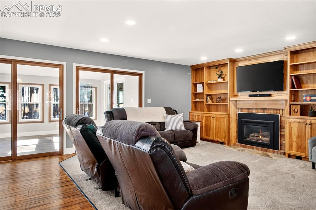 Image 9 of 45: Living Room