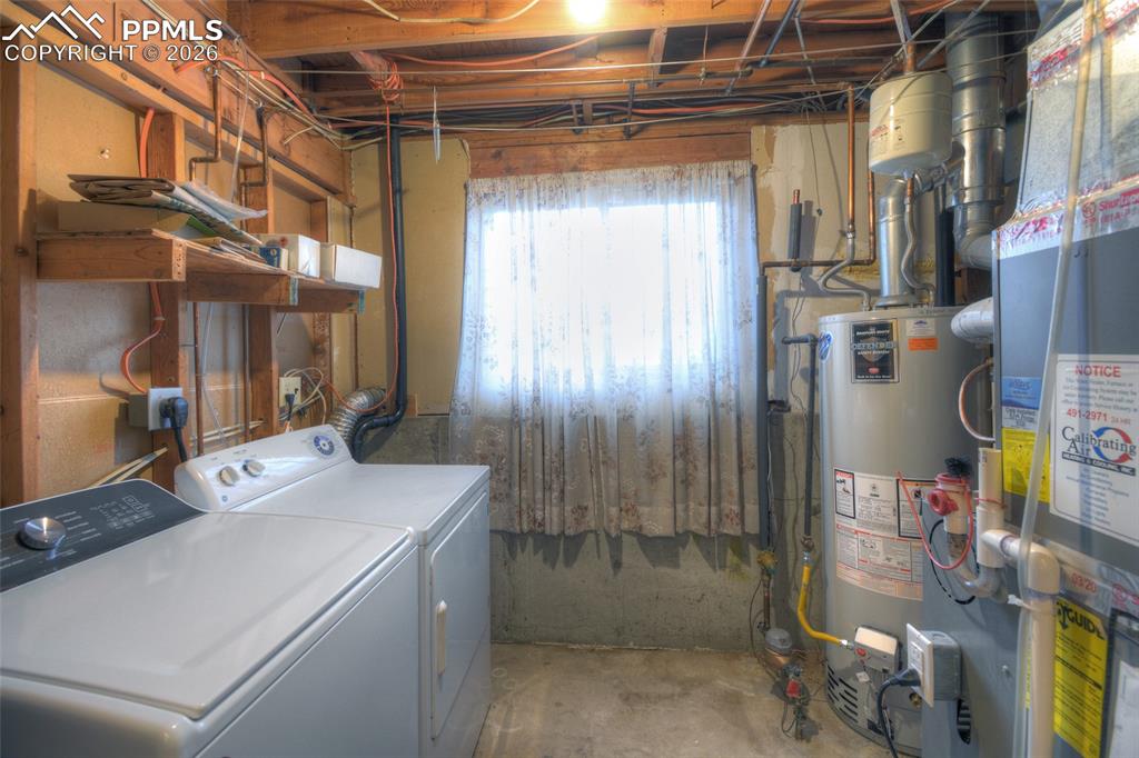 Image 26 of 31: Laundry