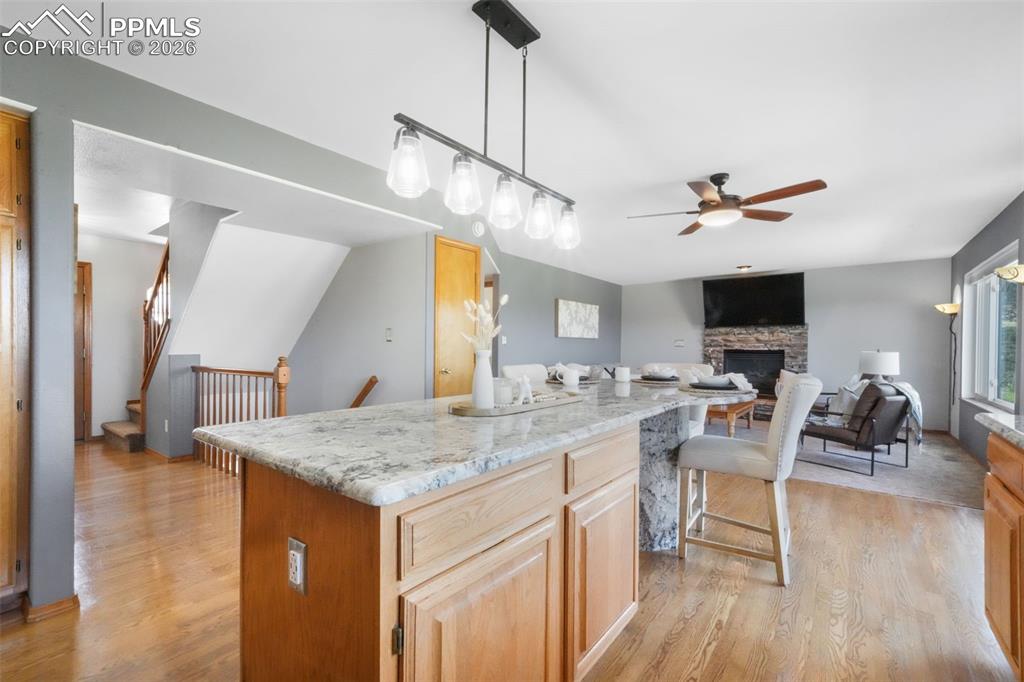 Image 24 of 50: Island