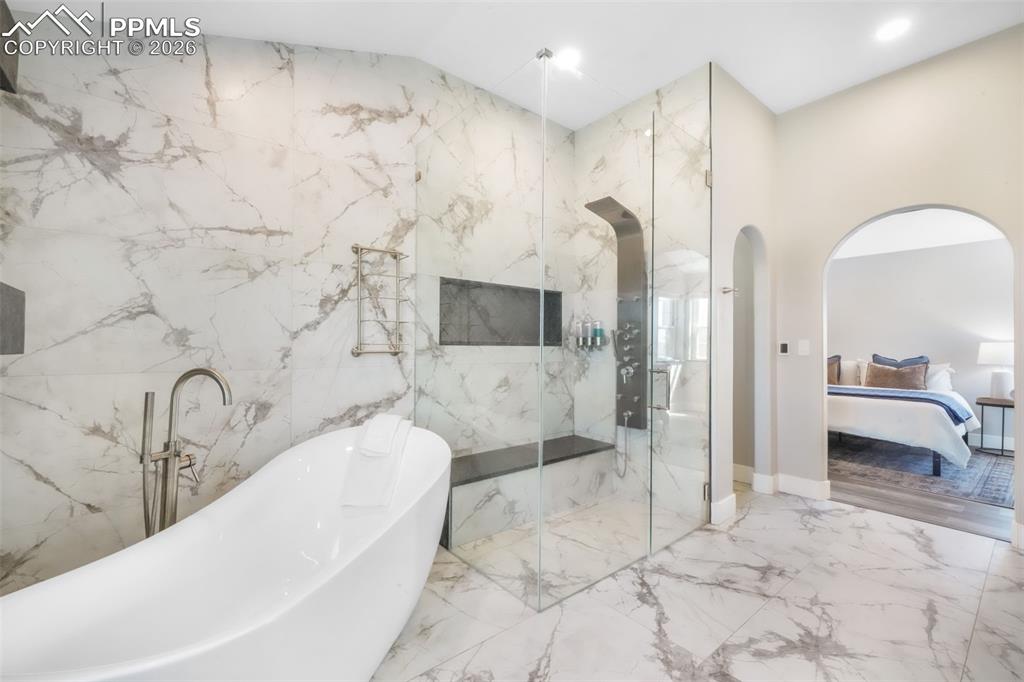 Image 35 of 50: Heated Floors