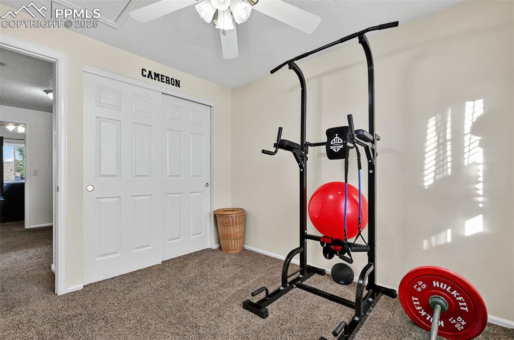 Image 21 of 33: Bedroom