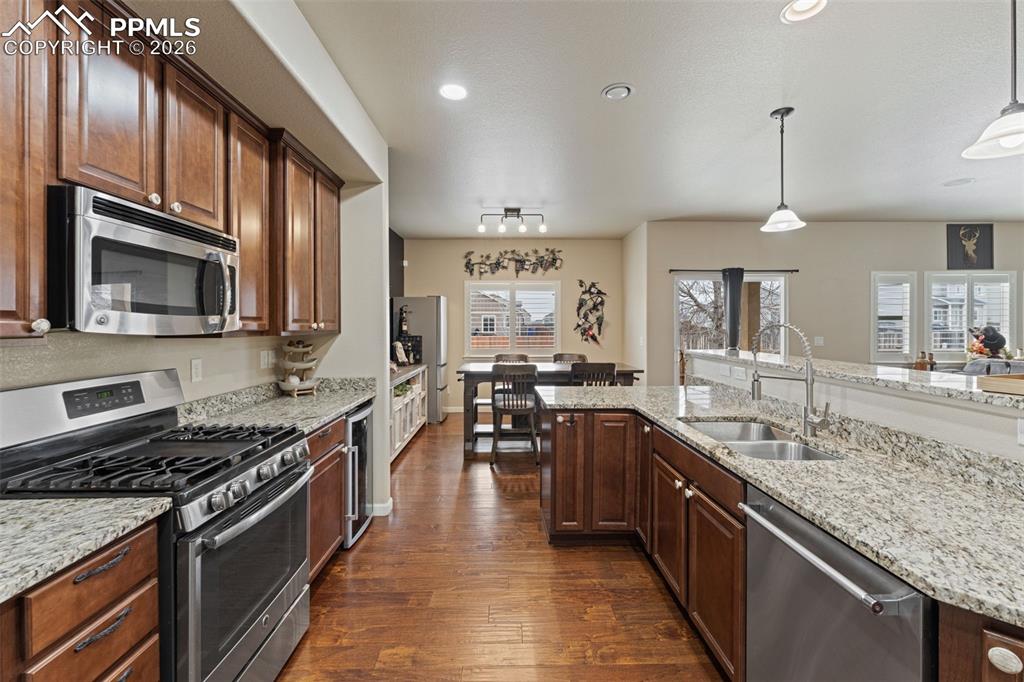 Image 12 of 48: Kitchen