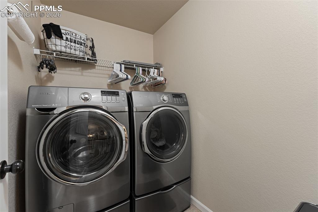 Image 22 of 48: Laundry