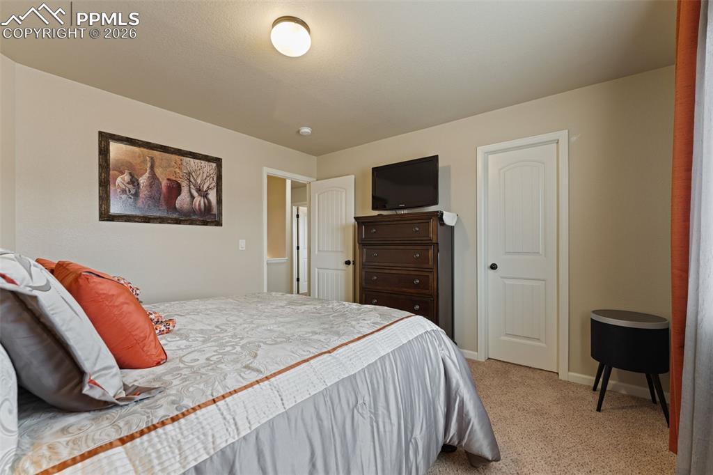 Image 28 of 48: Bedroom