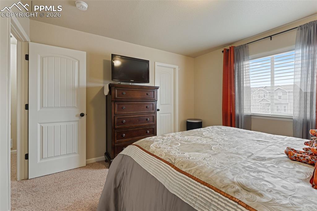 Image 29 of 48: Bedroom