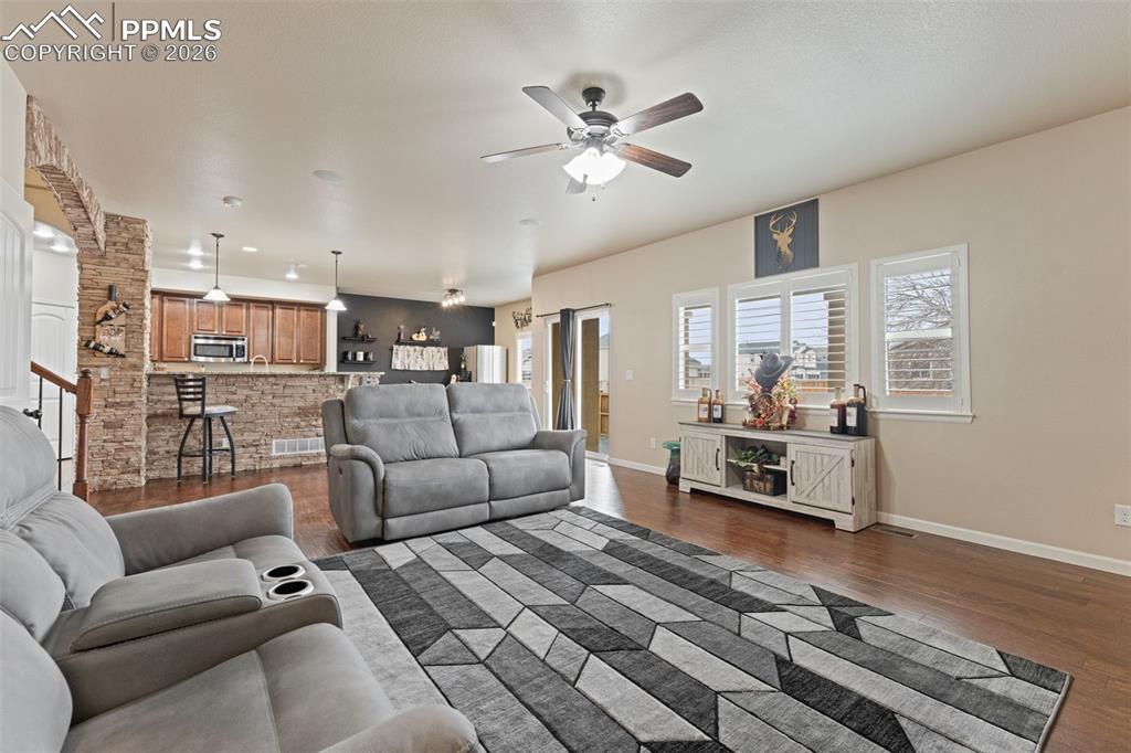 Image 8 of 48: Living Room