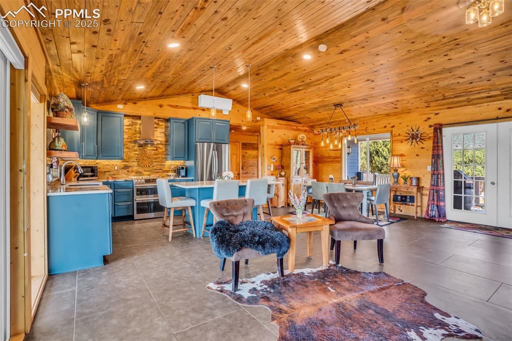 Image 8 of 44: Living Room