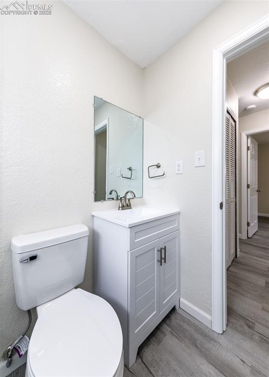 Image 27 of 35: Bathroom