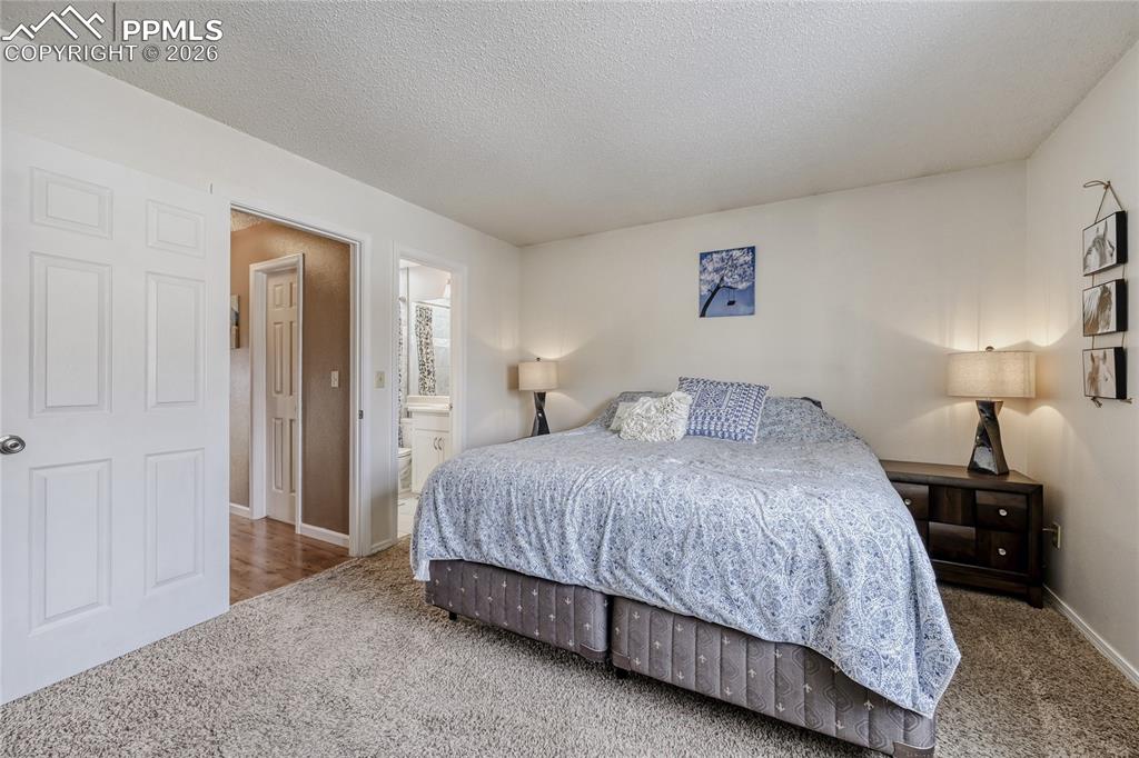 Image 20 of 26: Bedroom