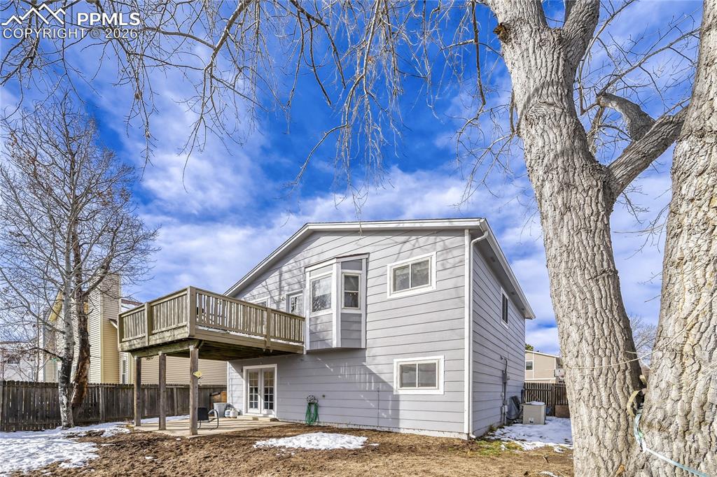 Image 26 of 26: Back of Structure