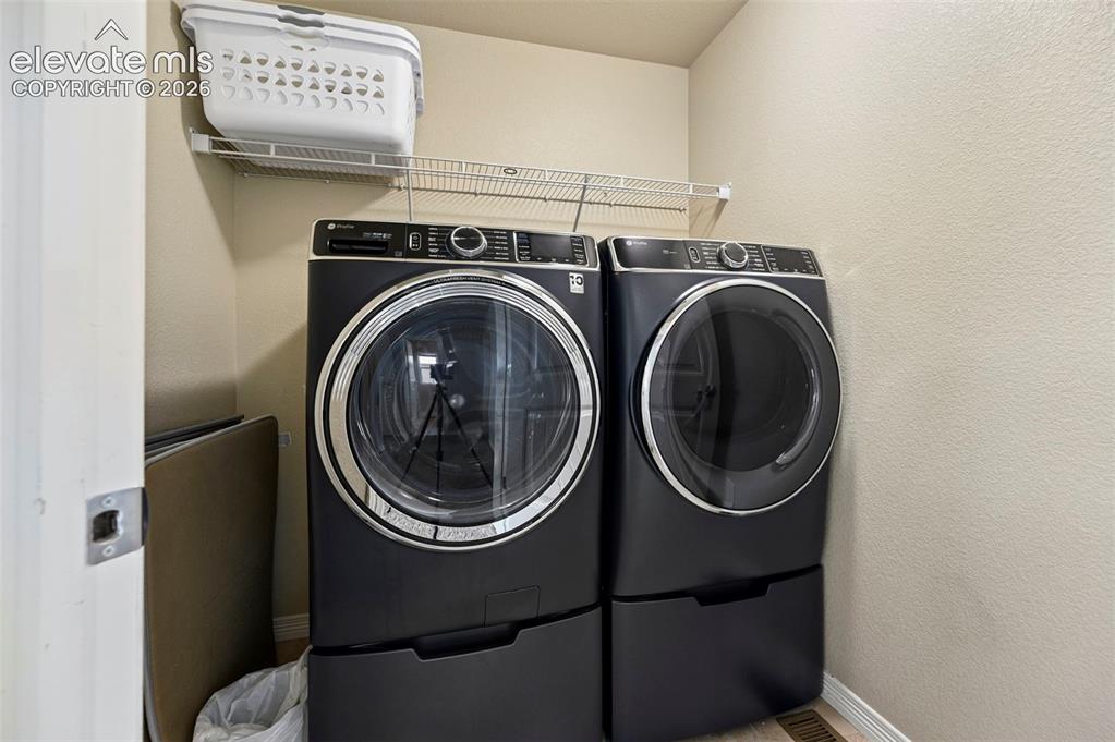 Image 14 of 47: Laundry