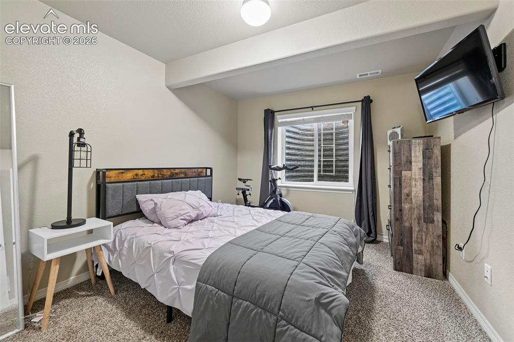 Image 34 of 47: Bedroom